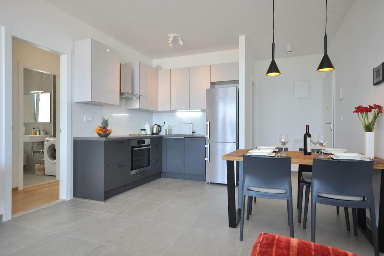 Apartment Carmen, Znjan, Split Dış mekan fotoğraf
